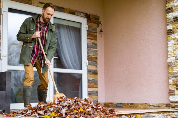 Best Attic Cleanout Services  in Wanakah, NY
